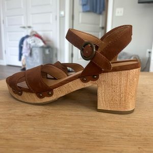 Wooden sandal